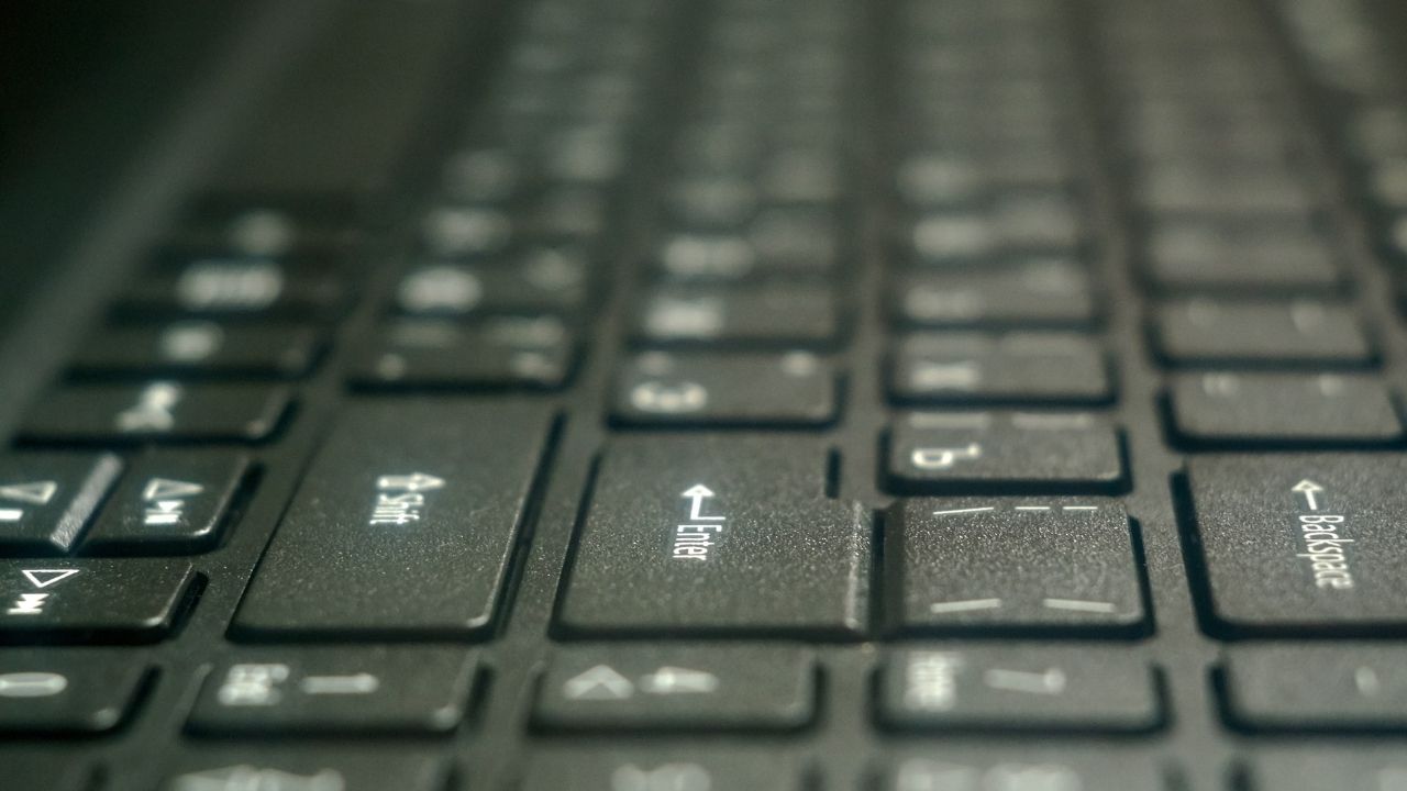 Treinamento de Trabalho Híbrido: Como Liderar e Colaborar em Times Distribuídos